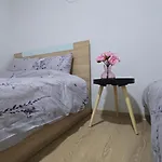 شقة Sim-vlae