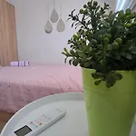 شقة Sim-vlae *