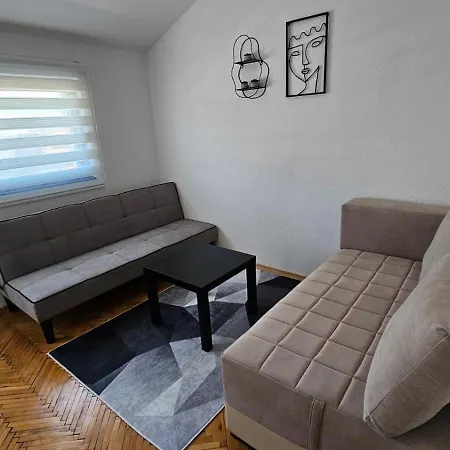Sim-vlae Apartment *
