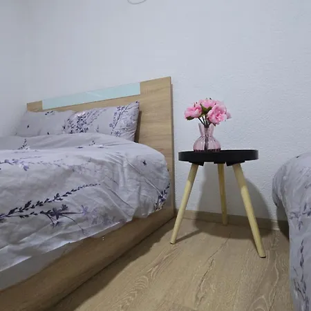 Apartment Sim-vlae