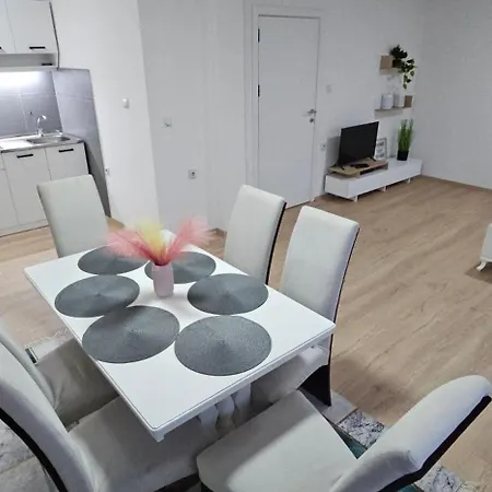 Apartment Sim-vlae