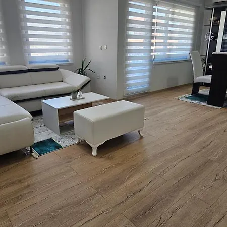 Apartment Sim-vlae